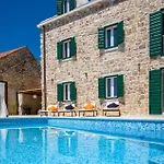 Tatil Evi Eterna *