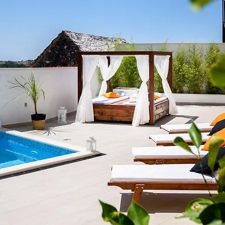 Eterna * Donji Humac